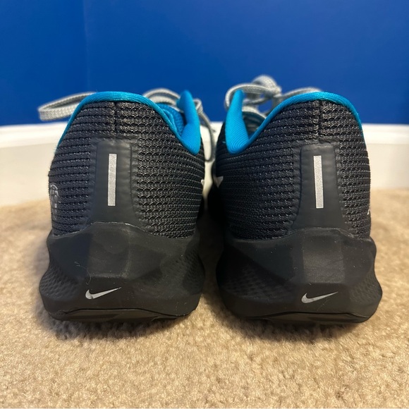 Nike Pegasus 40 Men\'s Running Shoes 10 Carolina Panthers NFL DZ6010-001 Sneakers main image 9